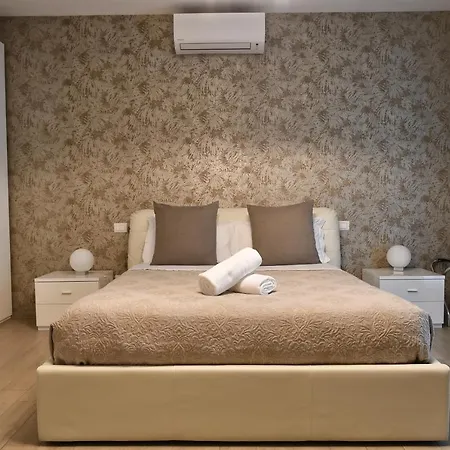 Bed & Breakfast Karol Airport