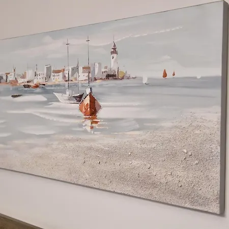 Karol Airport B&B 3*