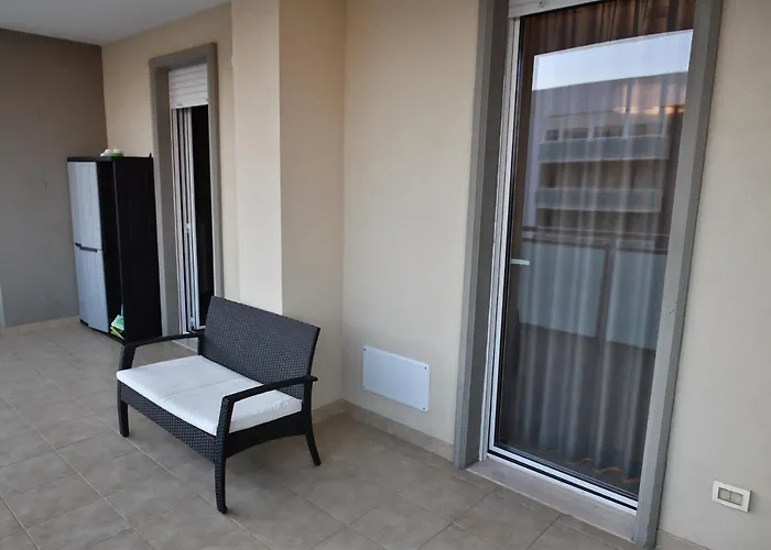 Bed and Breakfast Karol Airport