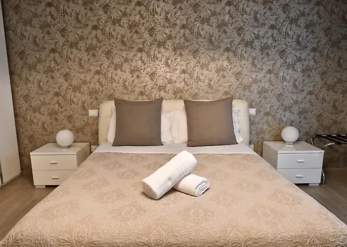 Karol Airport Bed and Breakfast