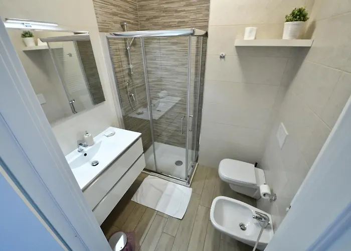 Karol Airport Μπάρι